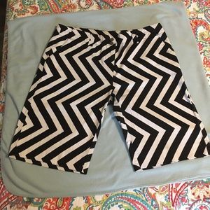 Ladies Loud Mouth golf shorts 14